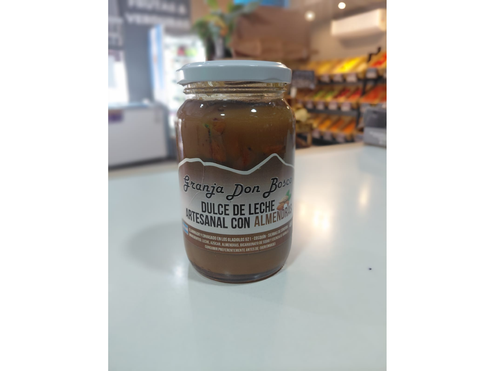 DULCE DE LECHE CON ALMENDRAS