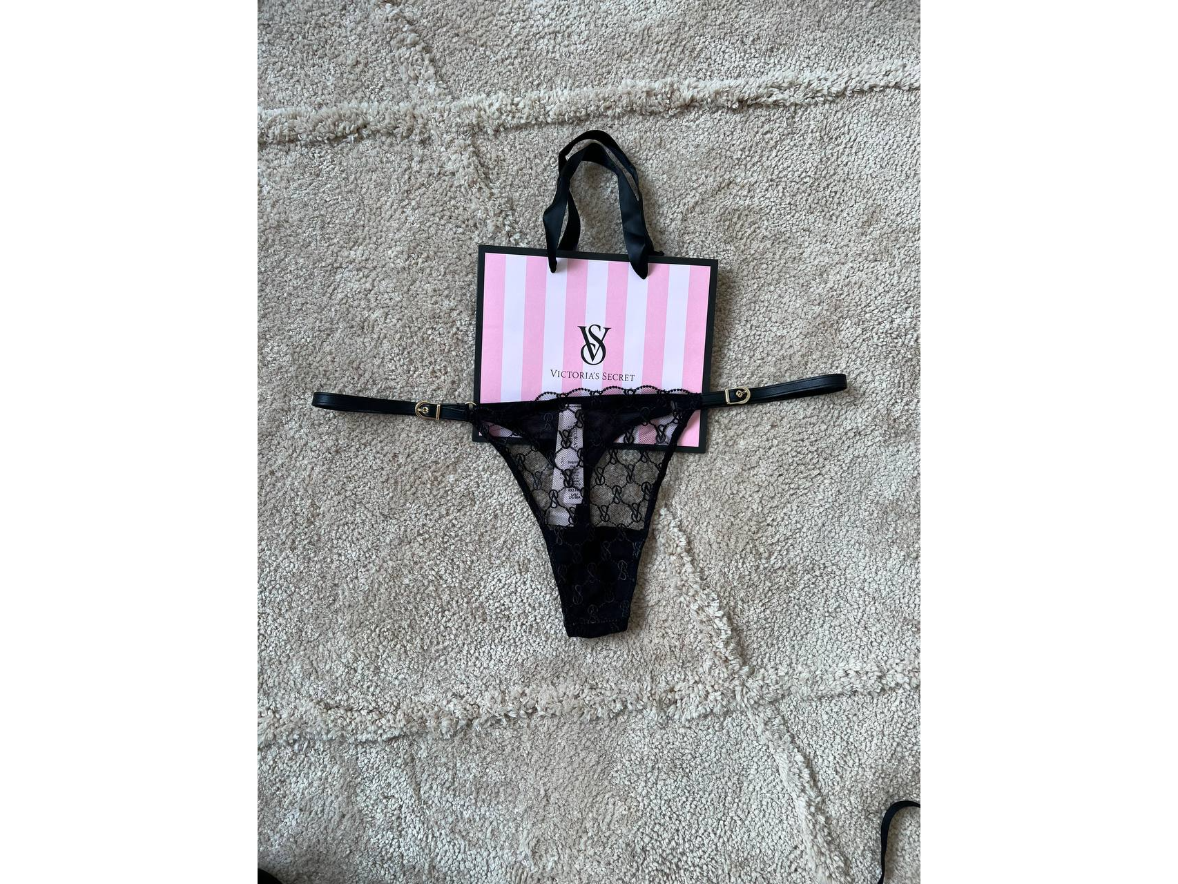 Victoria's Secret Thong-Less Lace Monogram Black