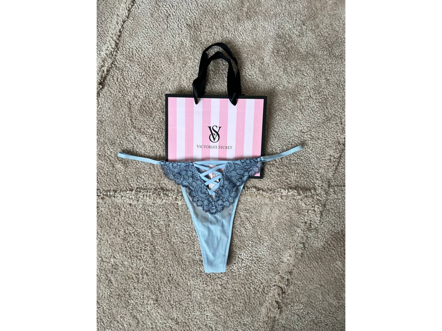 Victoria's Secret V-String Blue Floral Lace Boho