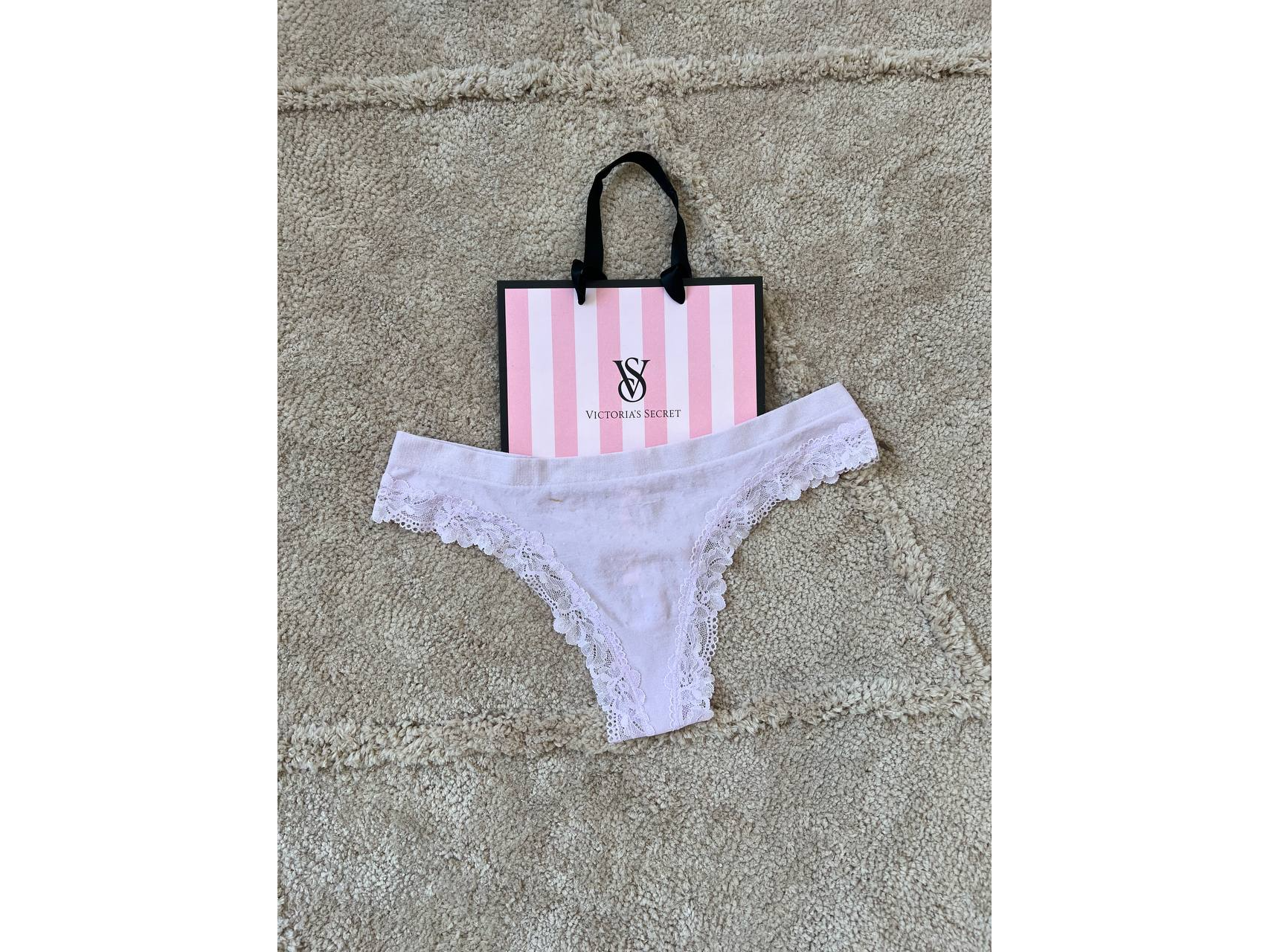 VICTORIAS SECRET Panty Cotton-lace White