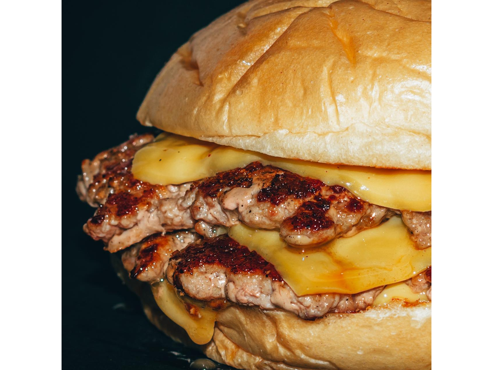 𝗖𝗛𝗘𝗦𝗧𝗘𝗥