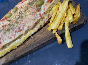 Medio lomopizza de Loschunys_