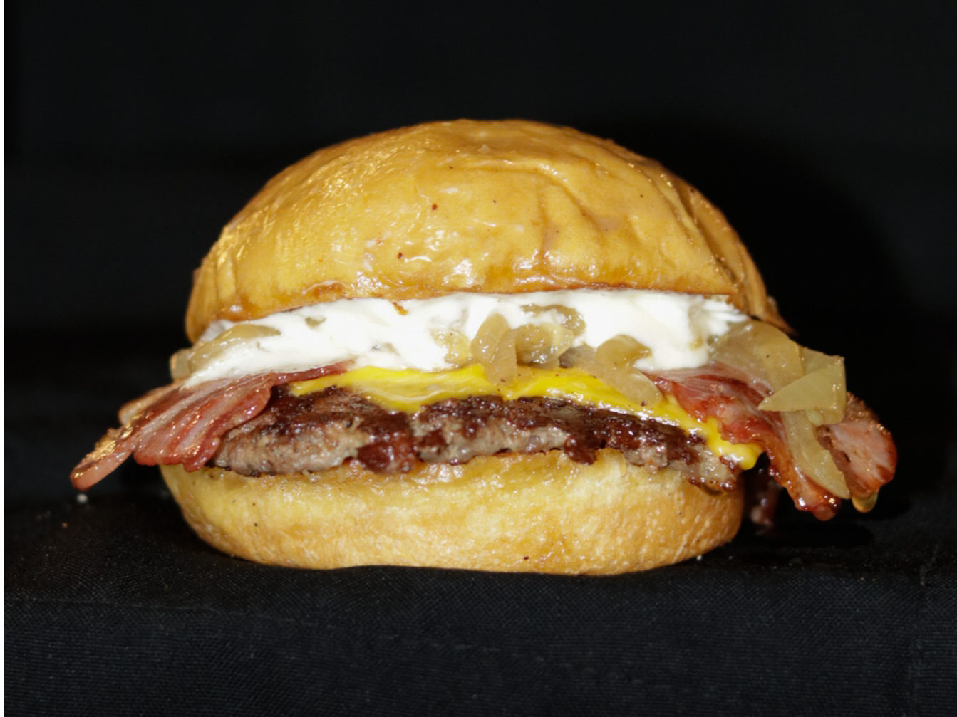 Big Pompa de GURÚ BURGUER Truck (Takeaway y jardín)
