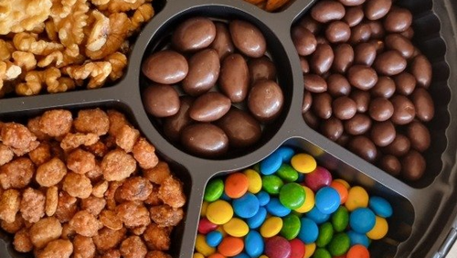 CHOCOLATES y CONFITADOS