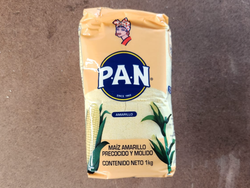 Harina de Maíz Amarilla para arepas PAN