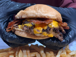 CHEESE BACON de La Curiosa Burger