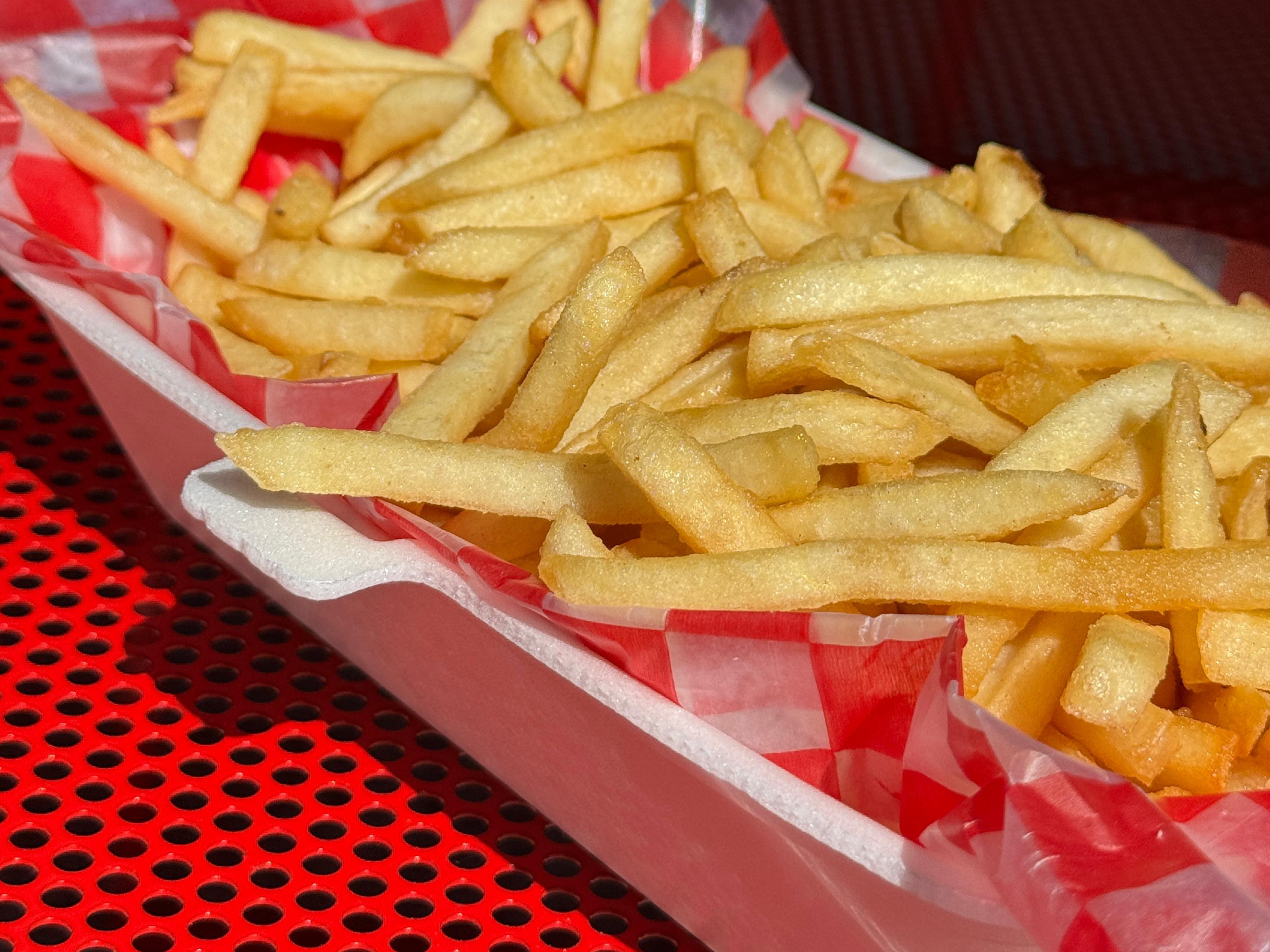 Porción grande de papas fritas