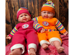 BEBOTE CACHETON /RIE AL APRETAR SU PANCITA