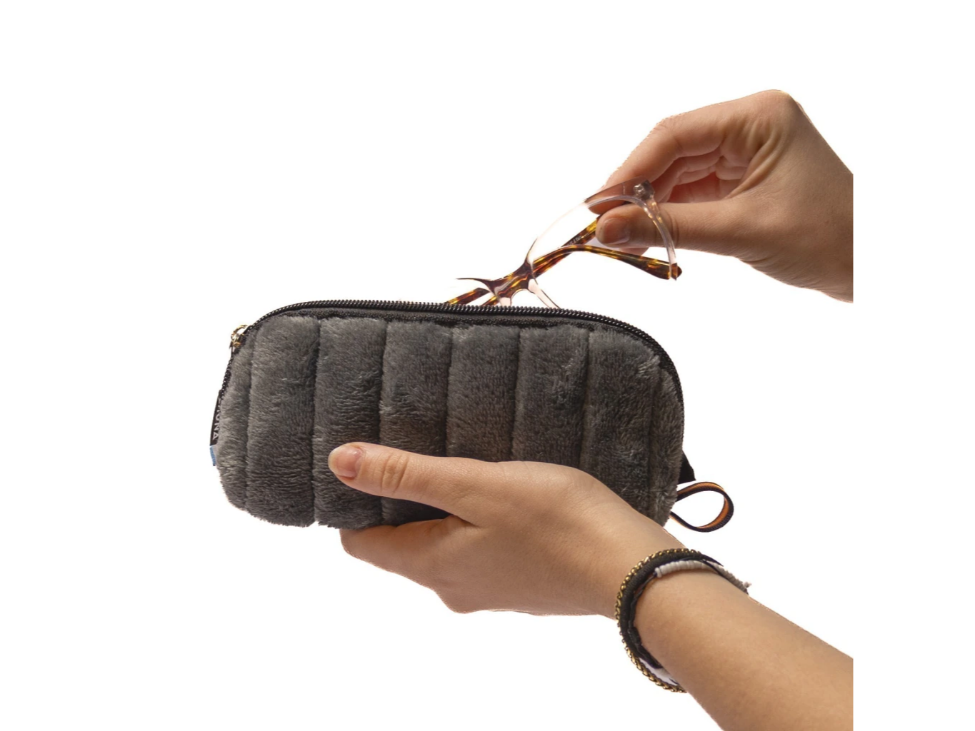 ESTUCHE PARA ANTEOJOS PIEL
