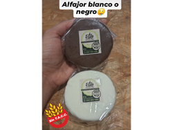 Alfajor con cobertura de chocolate
