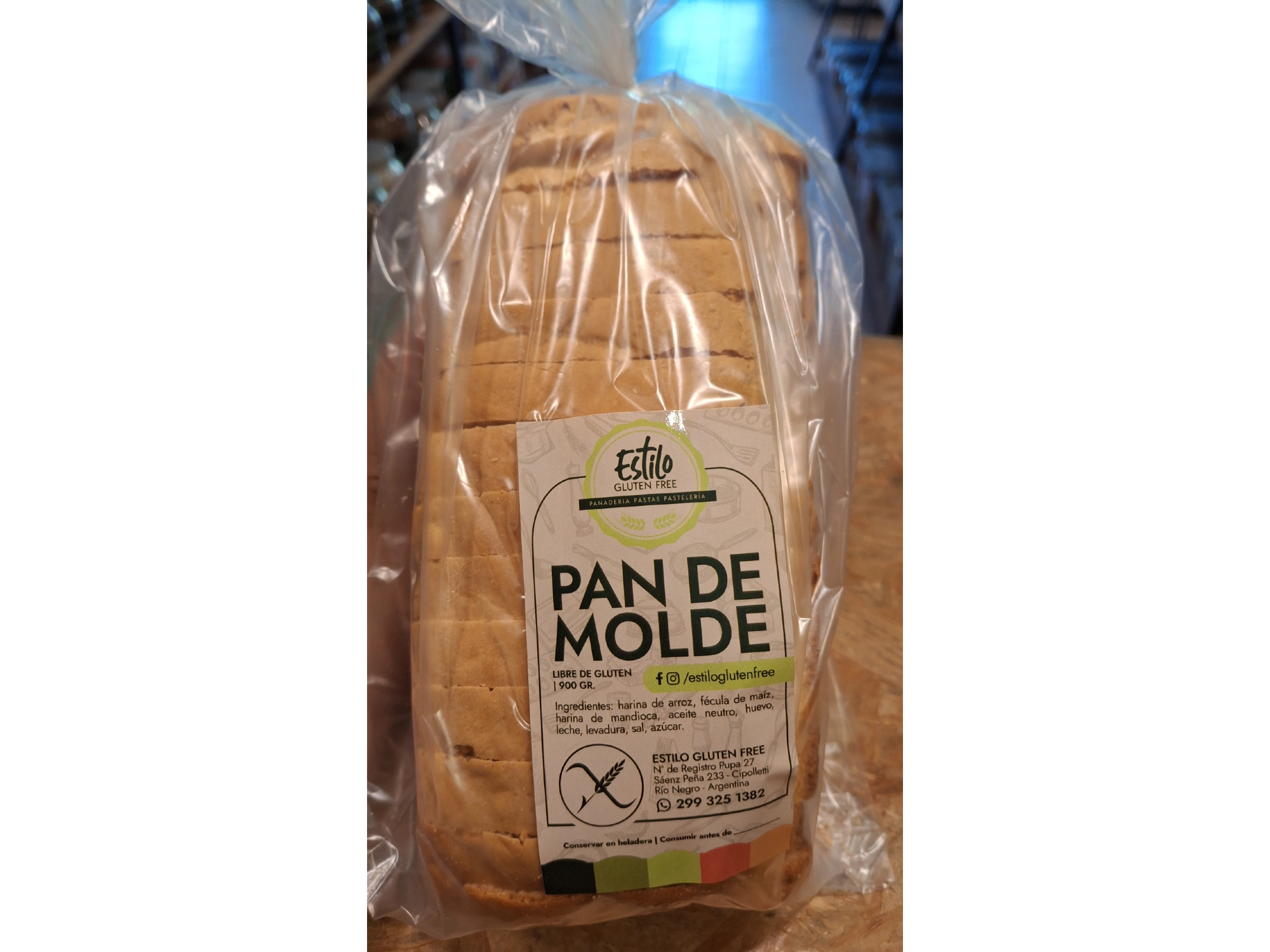 Pan de molde blanco x 900 grs