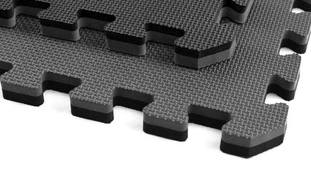 Pisos de goma y césped sintetico