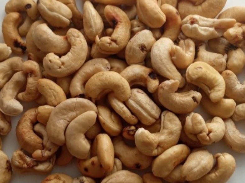 Castañas de Caju Saladas y Tostadas