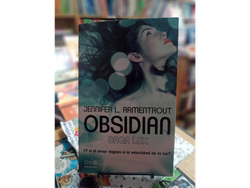 Obsidian (saga lux )