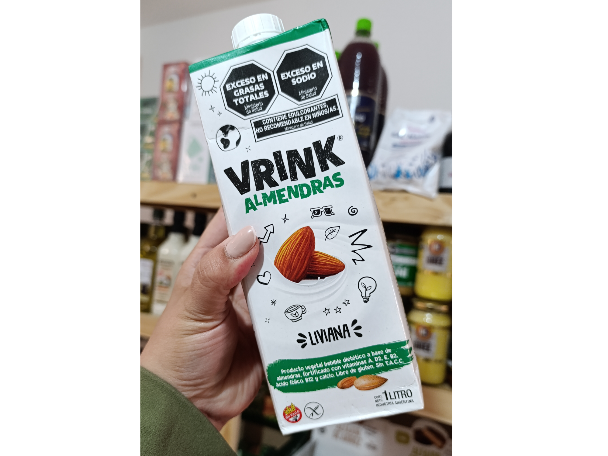 LECHE DE ALMENDRAS VRINK LIVIANA