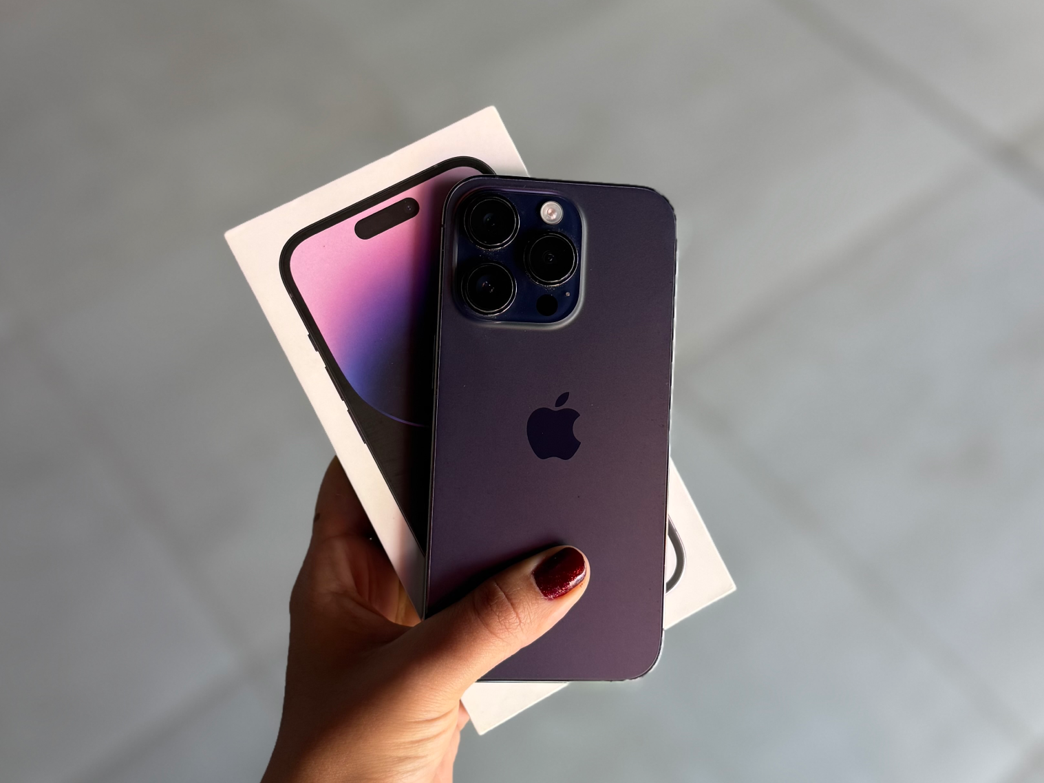 IPHONE 14 PRO (con caja )