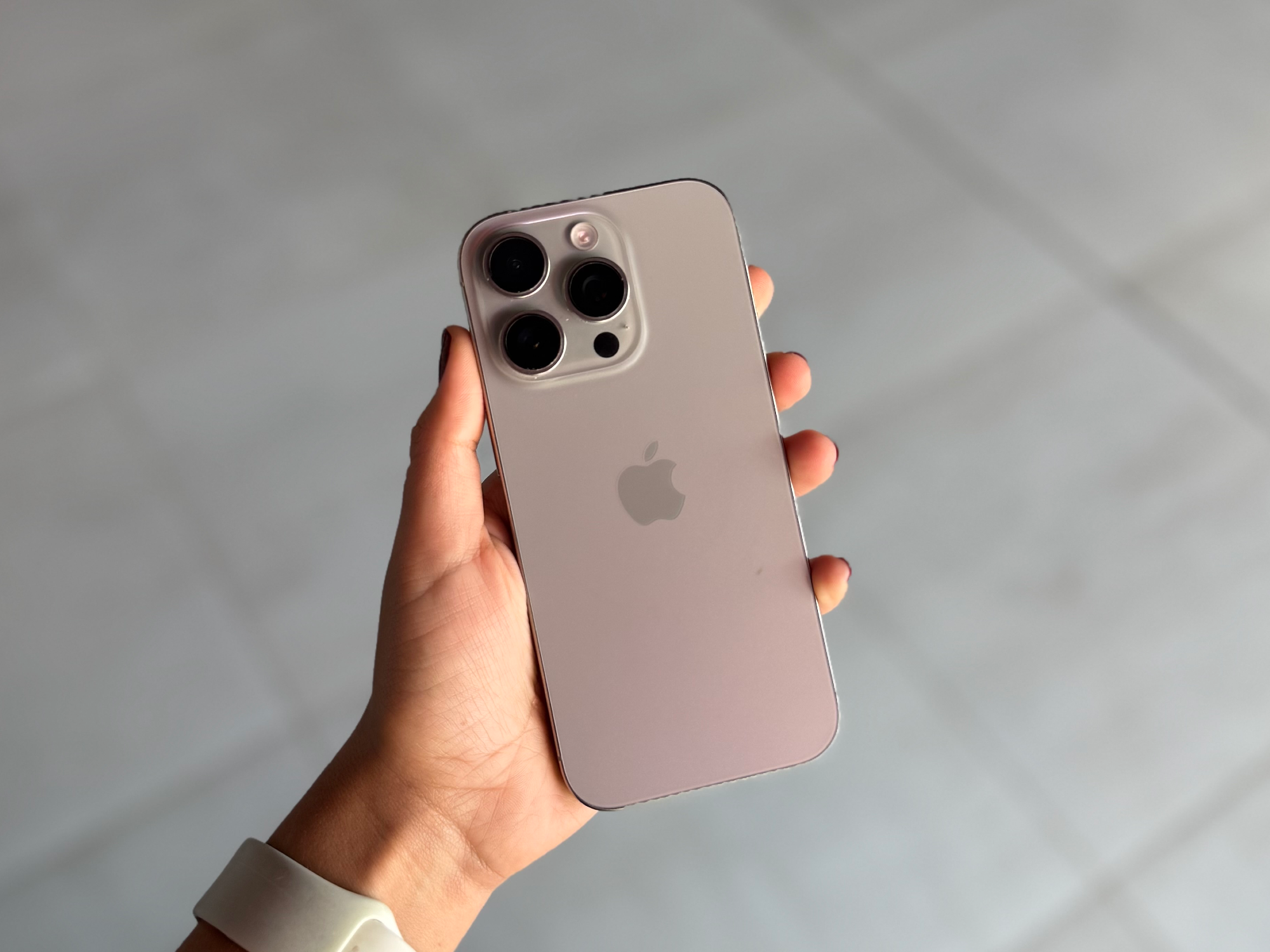 IPHONE 16 PRO