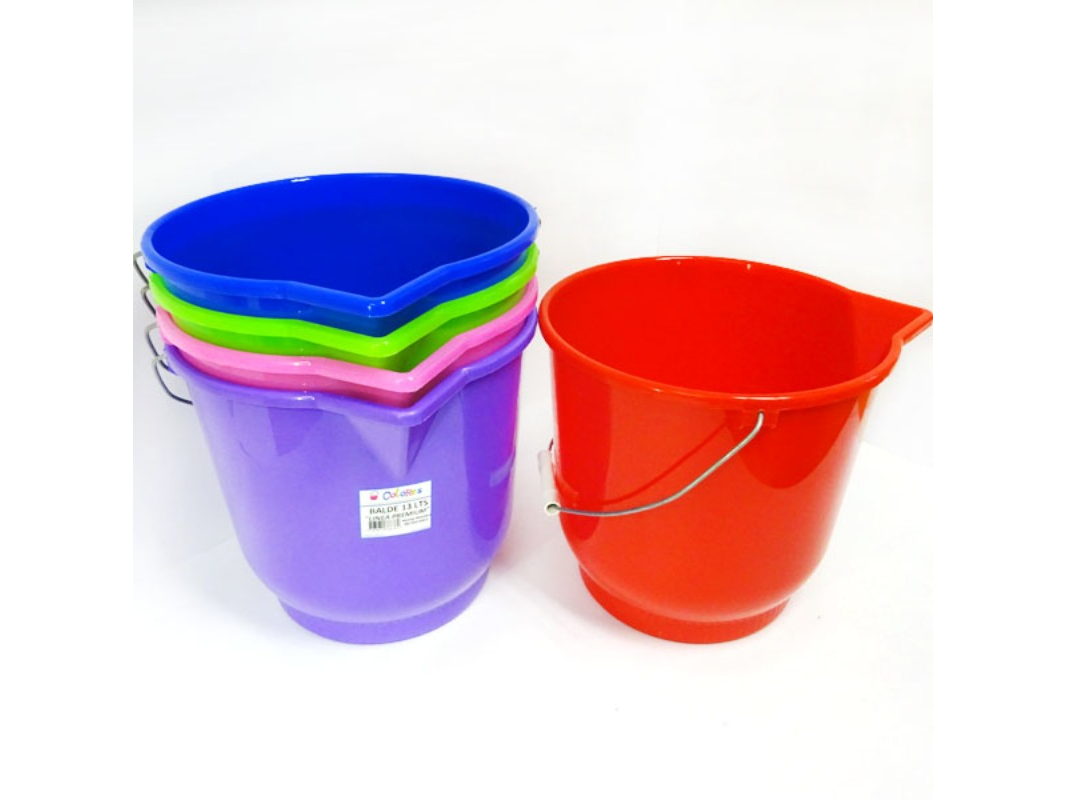 BALDE PLASTICO