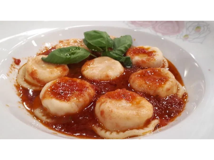 Sorrentinos con salsa Fileto o Bolognesa