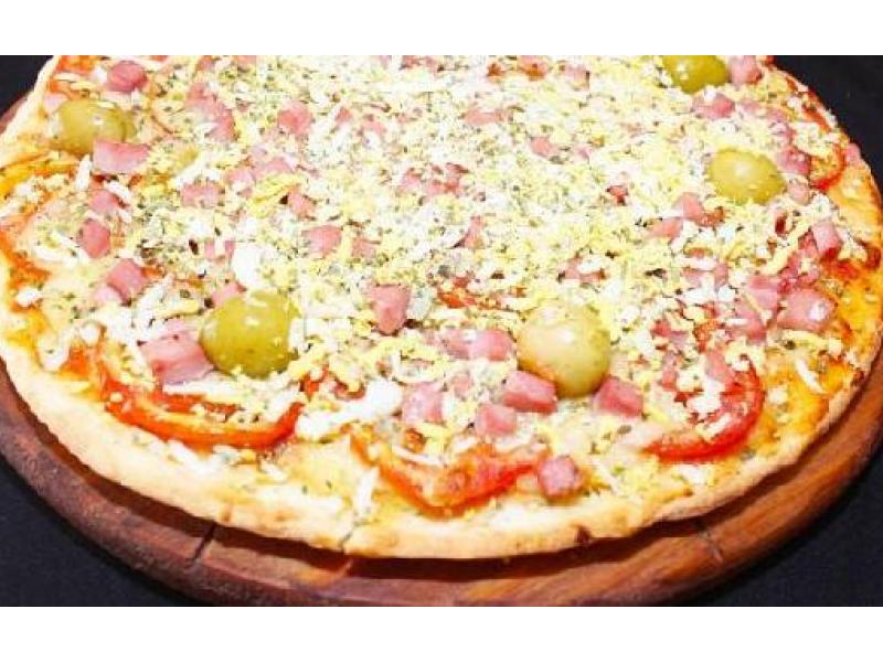 Pizza chica de 4 porciones especial con huevo