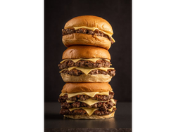 2 HAMB XXL DOBLE CARNE COMPÑETAS CON PAPAS