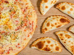 PIZZA ESPECIAL +6 EMPANADAS surtidas