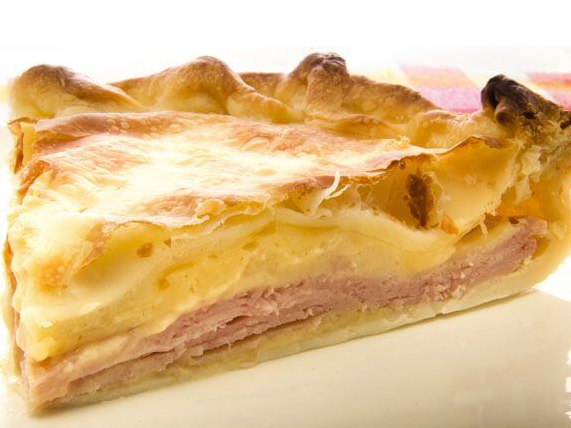 Tarta de Jamon y queso (media)