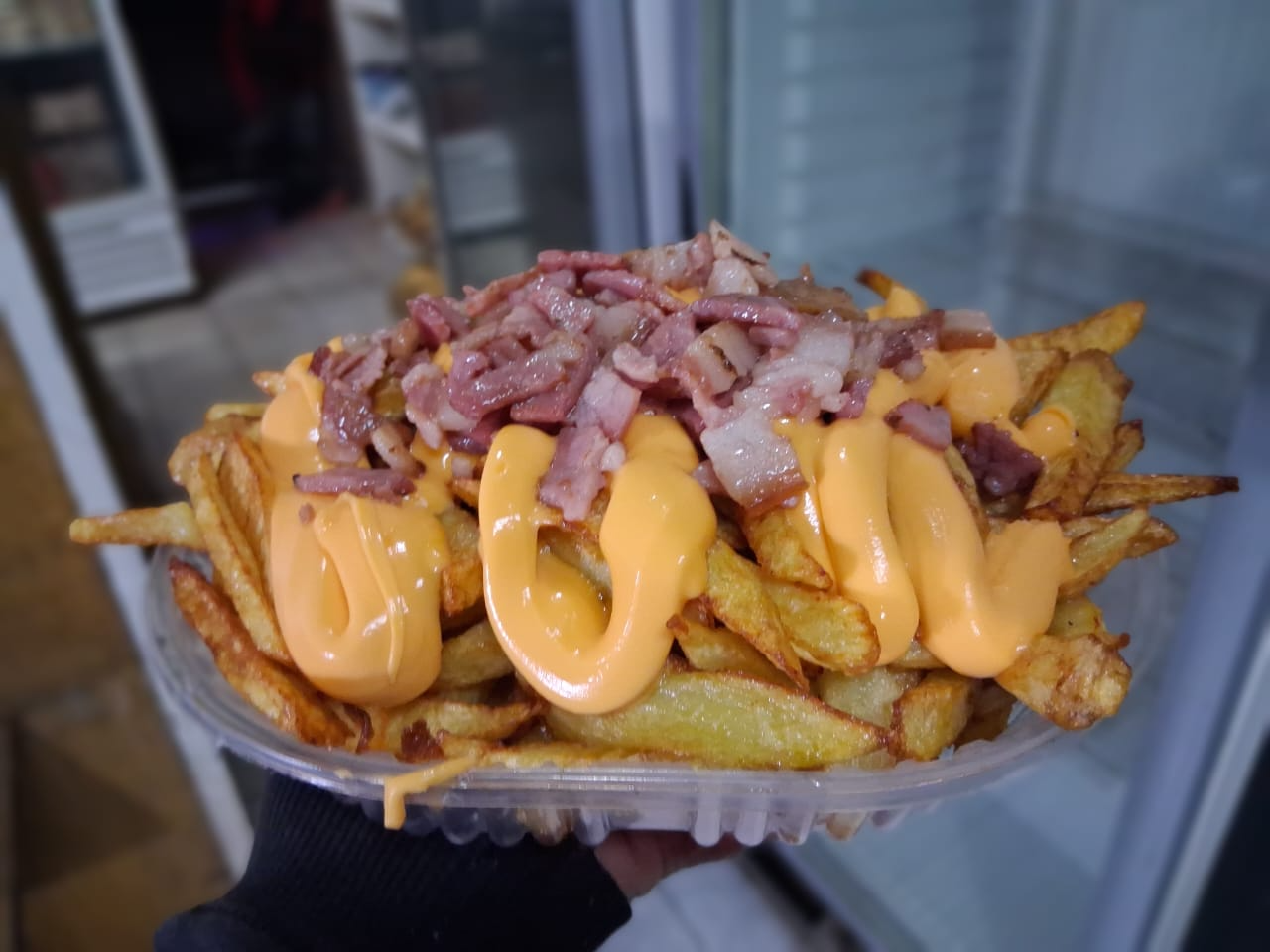 Papas Fritas Cheddar + Bacon