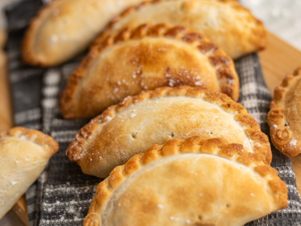 Docena Empanadas Gourmet