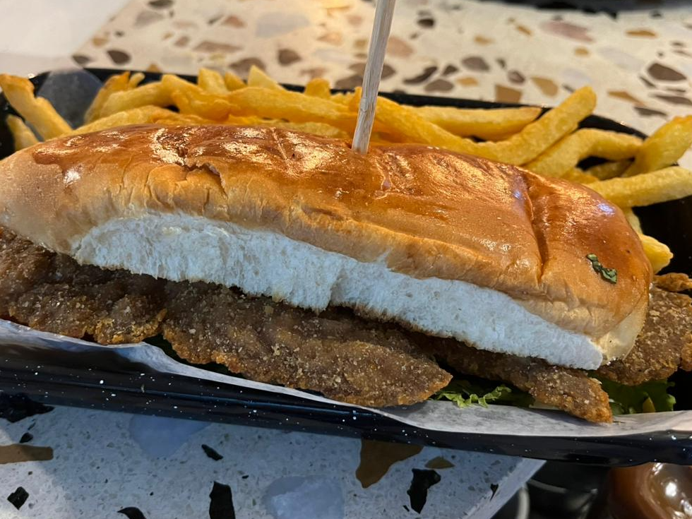 Sandwich de milanesa Completo