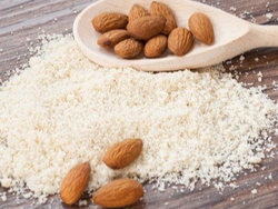 HARINA DE ALMENDRA CON PIEL