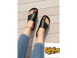 SANDALIA CUERO NEGRA TREND