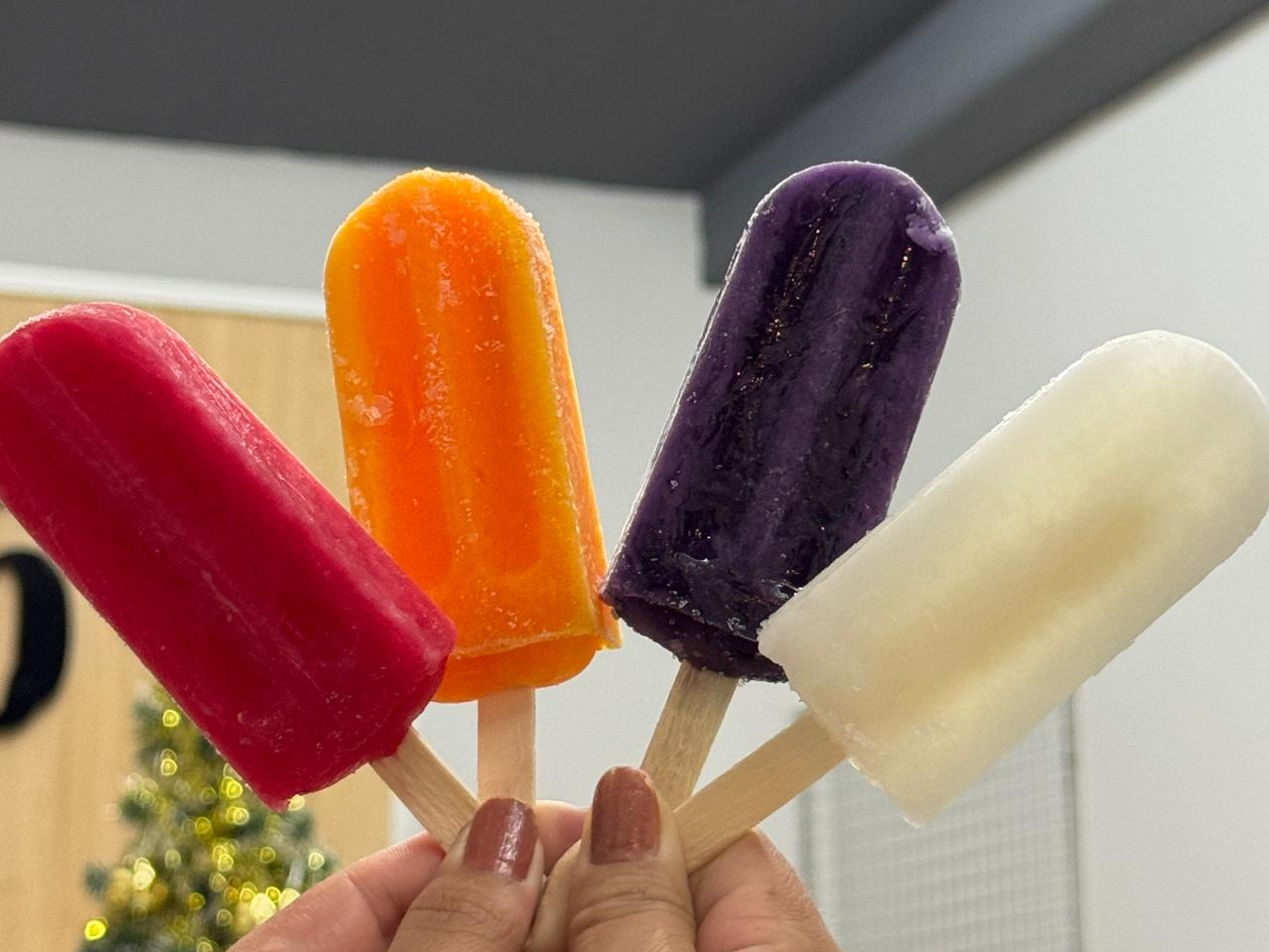 Caja palito de agua (surtido) x12und.