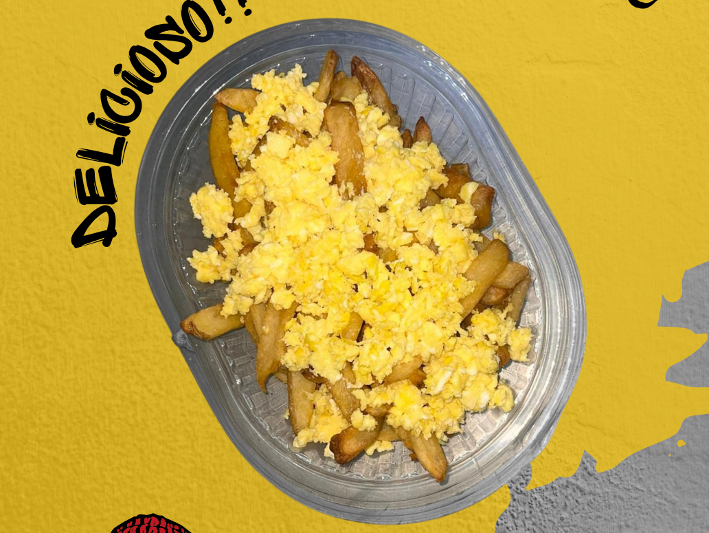 PAPAS FRITAS C/ HUEVO REVUELTO