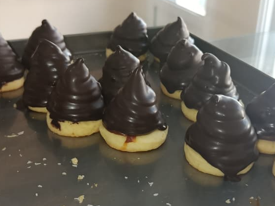 Conitos de dulce de leche