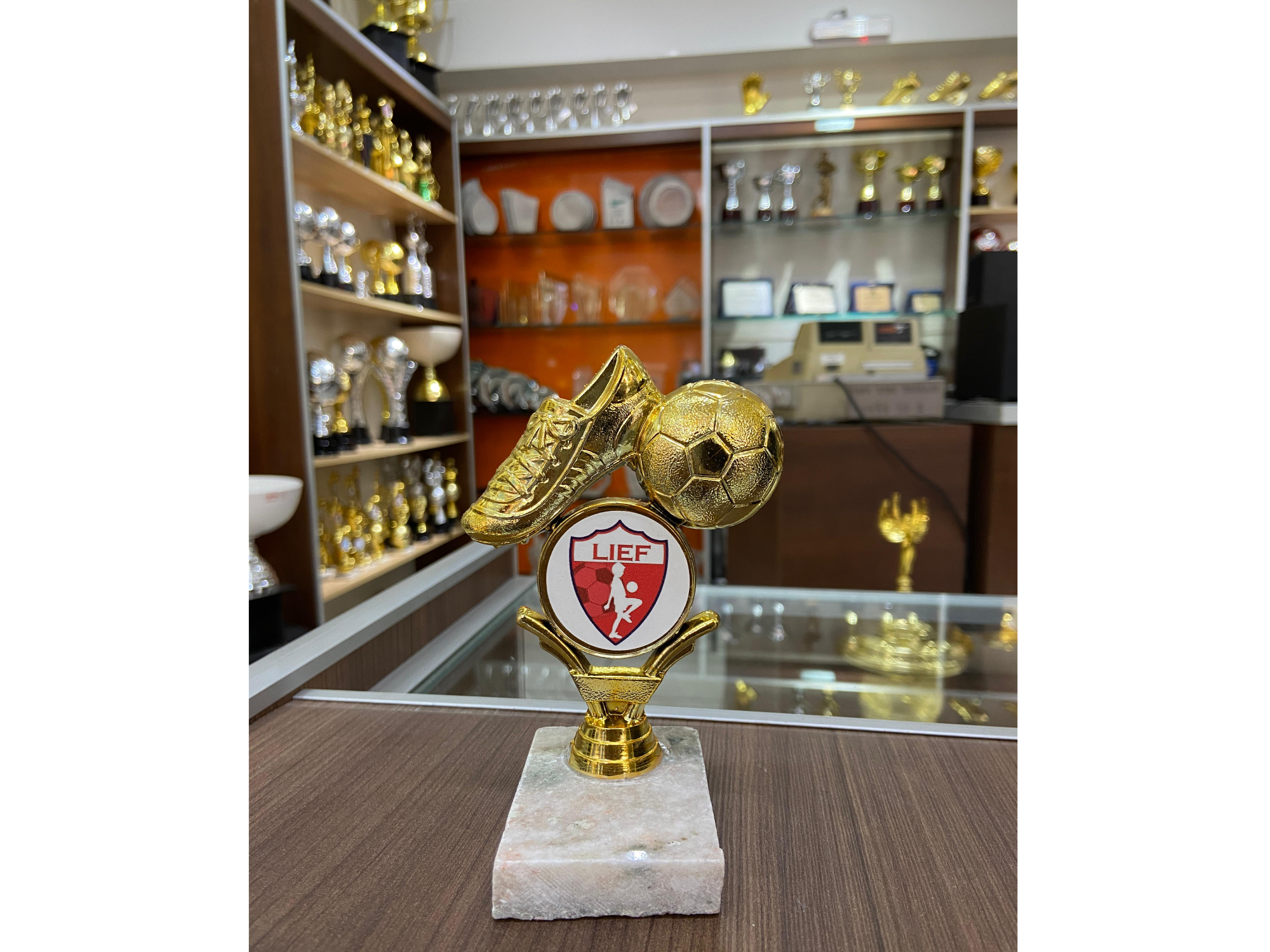 FUTBOL PLANO CON CENTRO CHICO