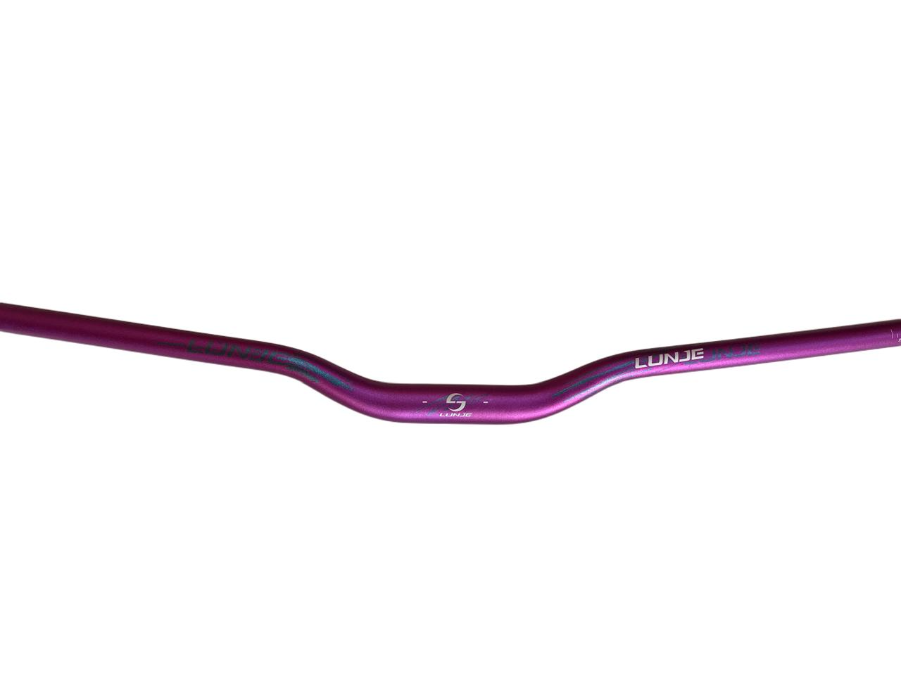 lunke violeta con detalles celeste