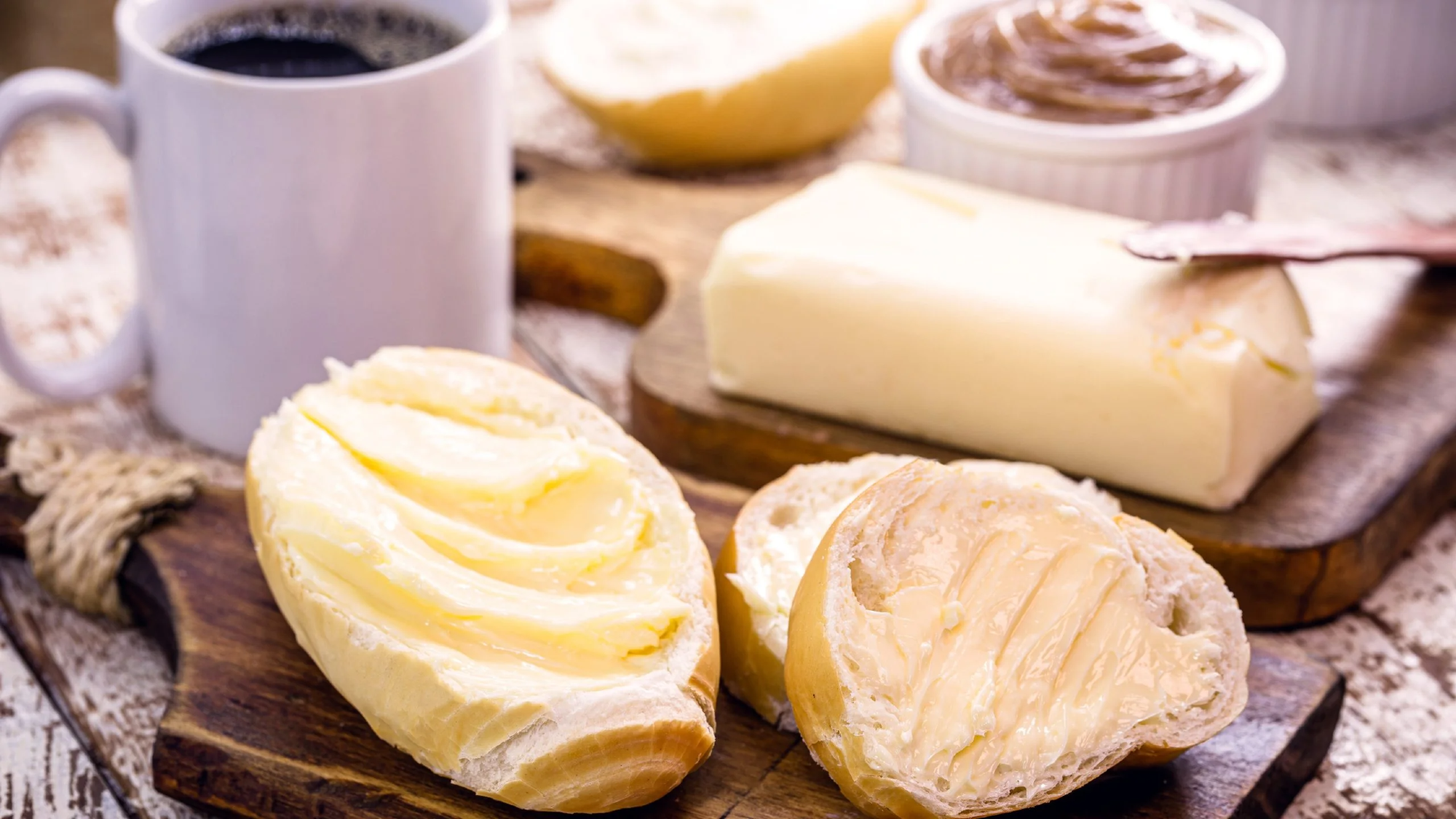 LACTEOS UNTABLES, MANTECAS Y CREMAS