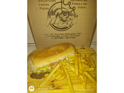 2 HAMBURLOMOS COMPLETOS CON PAPAS FRITAS