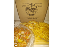 1 POLLO COMPLETO + 6 EMPANADAS SURTIDAS SIN GUARNICION+ PEPSI 2Lts