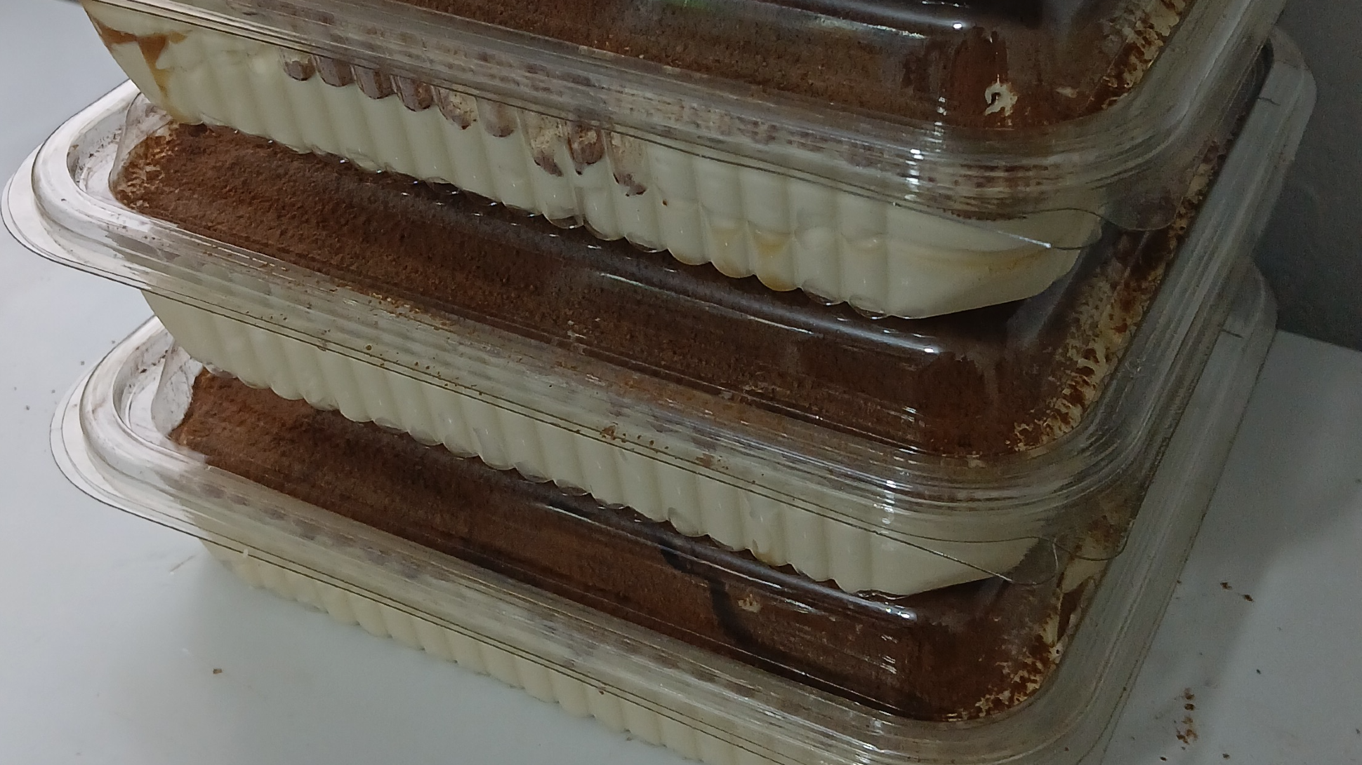 POSTRES FAMILIARES PREMIUM ( 4 a 5 porciones)
