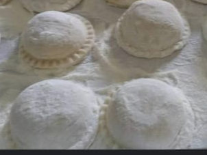 SORRENTINOS DE PALETA DE CERDO Y QUESO X 500 GRS