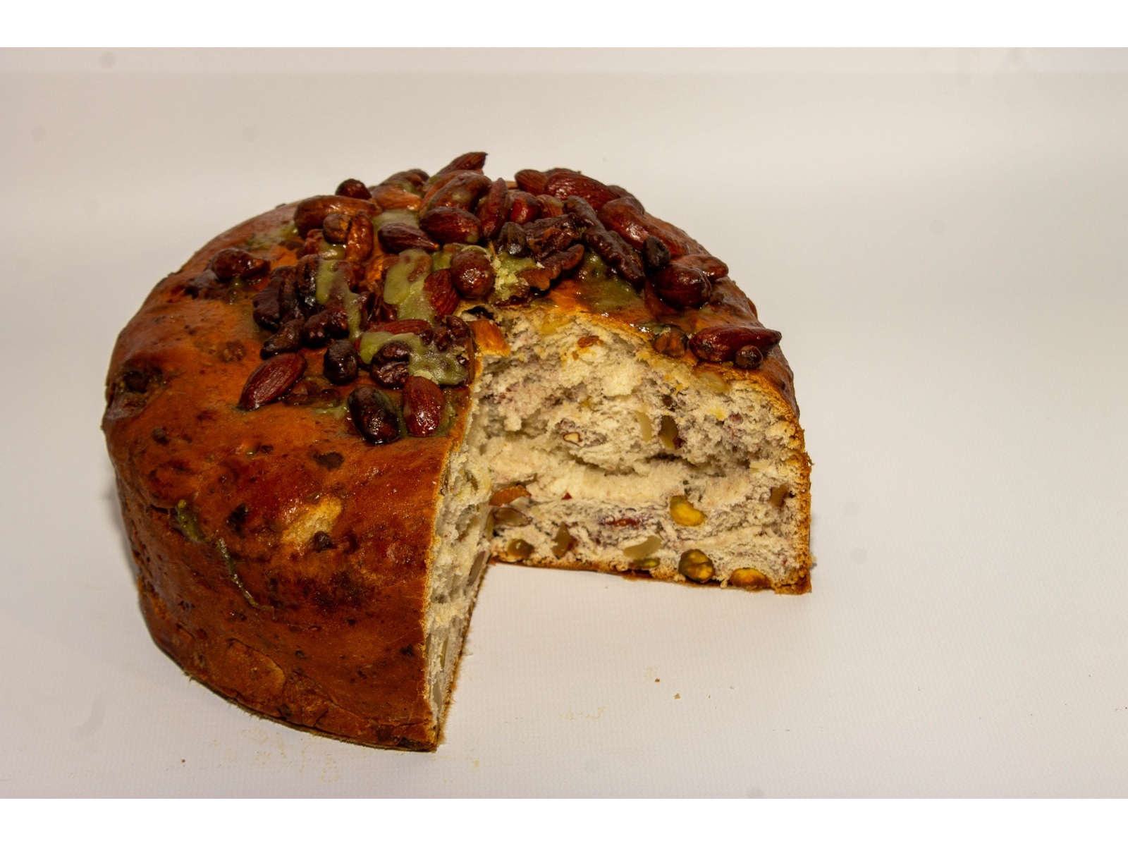 PAN DULCE INTEGRAL CON FRUTOS SECOS Y PISTACHOS  X 750 GRS