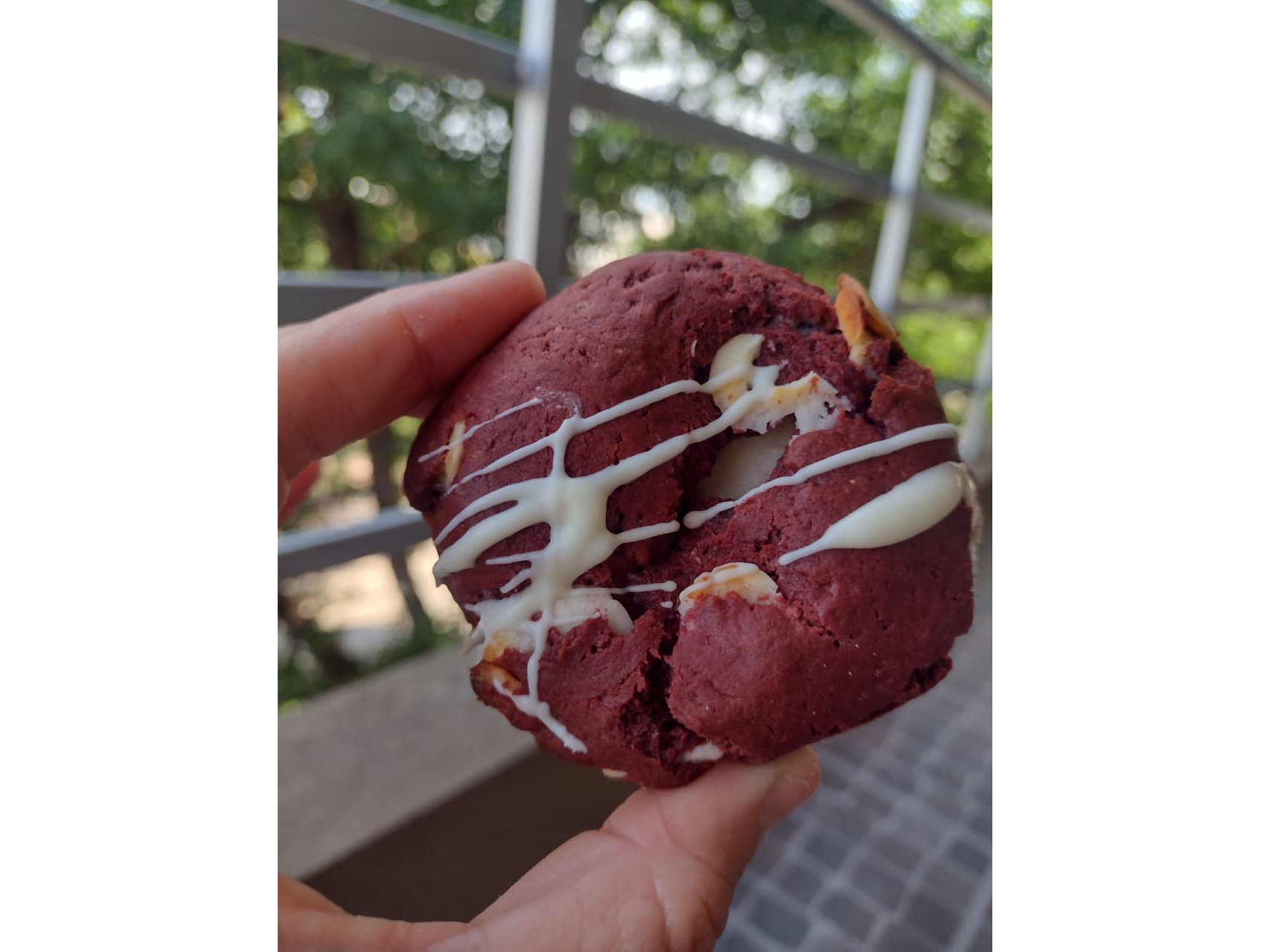 Red Velvet con frosting de queso x 12 unidades