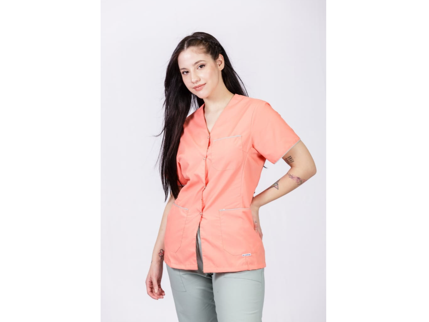 ART 082 - COU CHAQUETA COMBINADA CON BROCHES