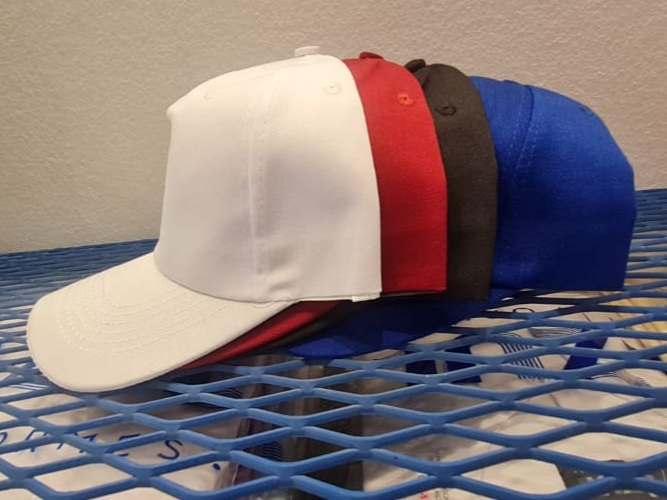 2004-COLOR- GORRA UNISEX LISA REGULABLE C/ABROJO