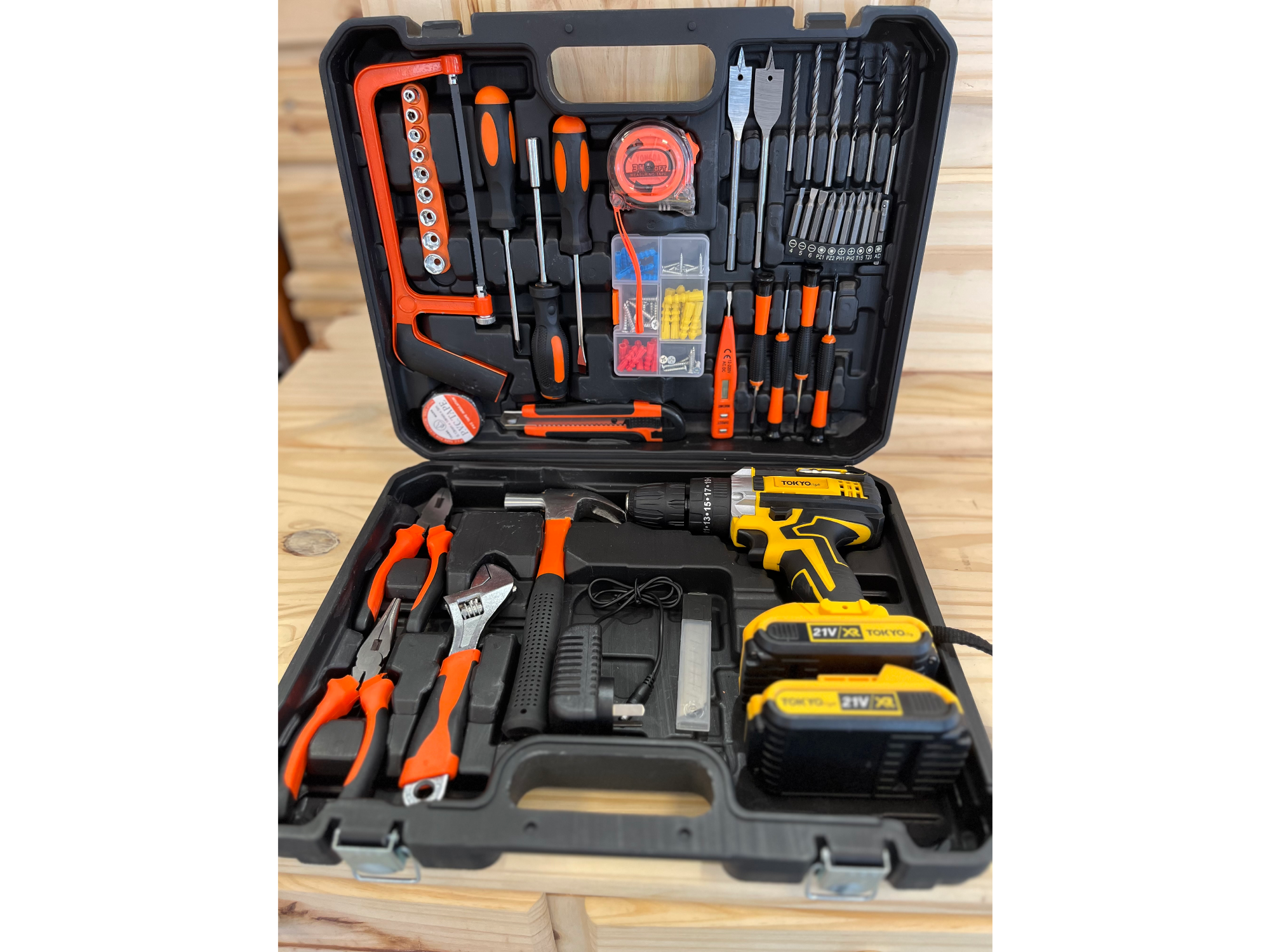 Atornillador c/ herramientas