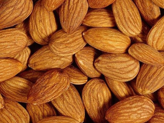 Almendras marinada símil nonpare