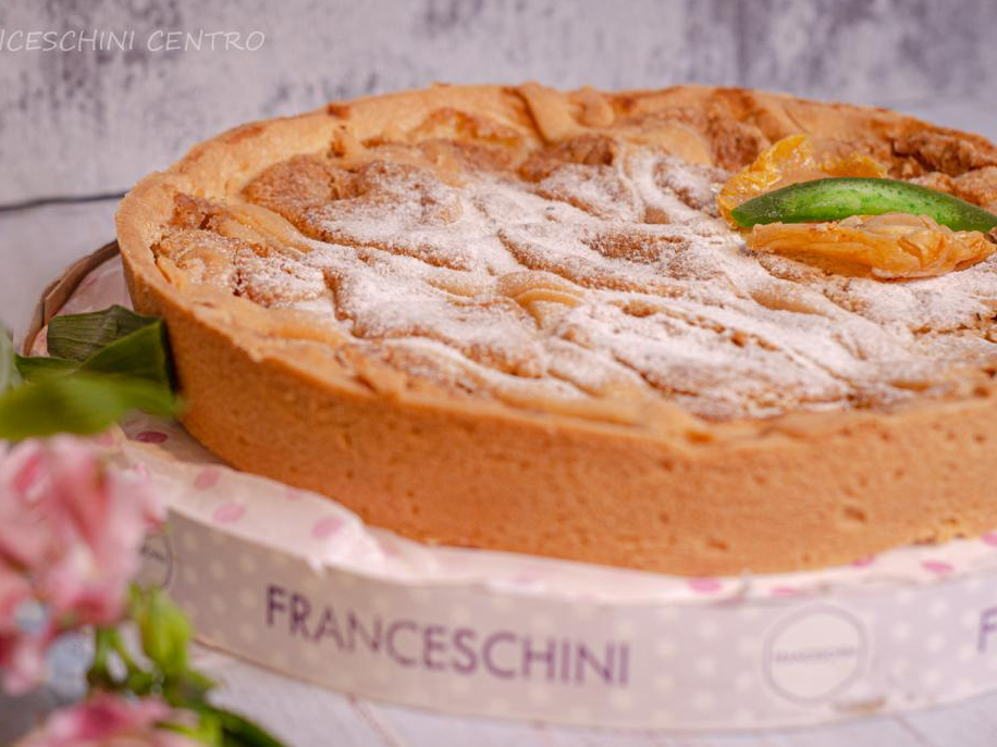 Tarta de Peras y Almendras de Lo Postigli Centro Pasteleria y Helados