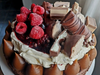 Brownie Mixto ( Chocolates y Frutillas )